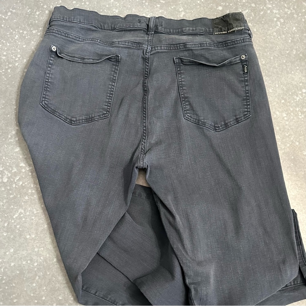 Modern America Jeans - Picture 4 of 11
